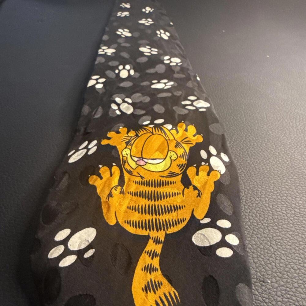 Garfield  neck tie Black  White  PAW PRINTS - Paws Label Addiction, 100% Silk